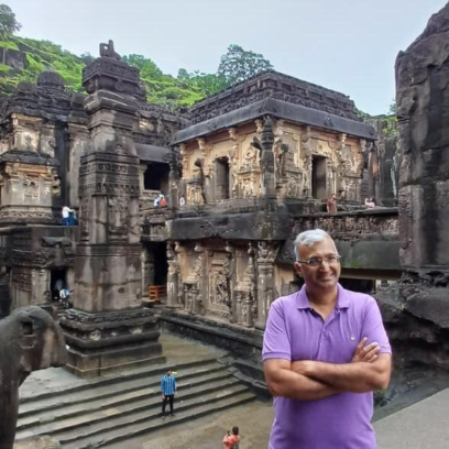 Vivek at Kailas temple
